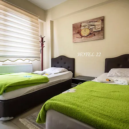 Hotel 22